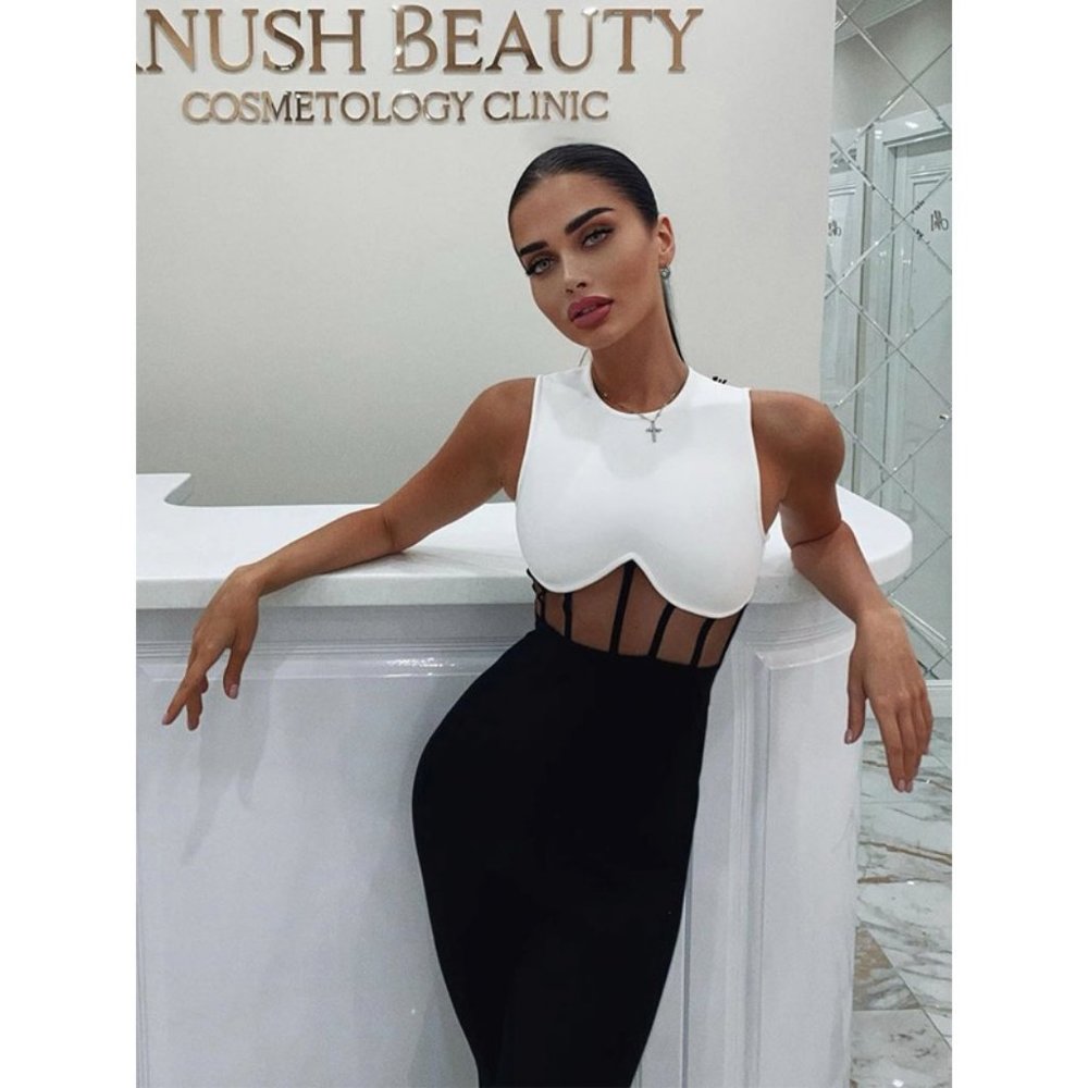 🆕️Black & White Sleeveless Mesh Bandage Dress